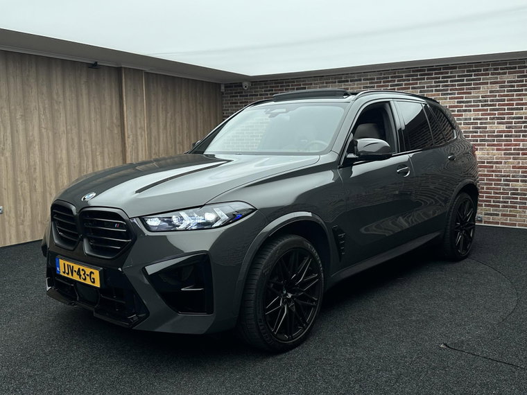 Vehicle Image 23