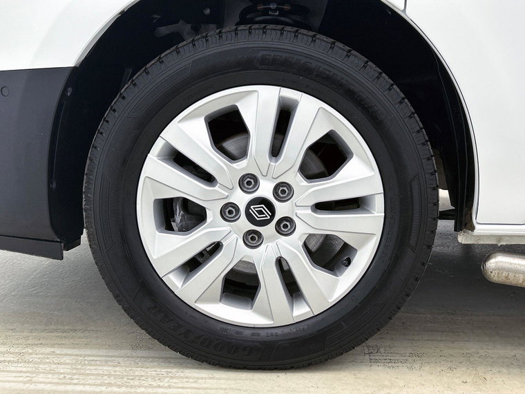 Vehicle Image 38