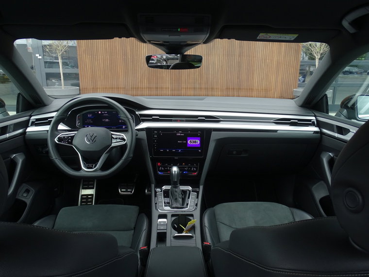 Vehicle Image 14