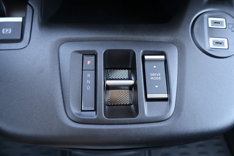 Vehicle Image 29