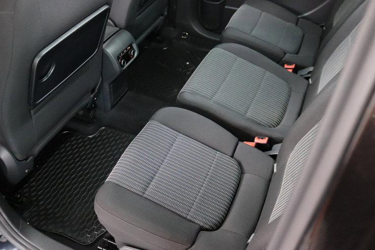 Vehicle Image 53