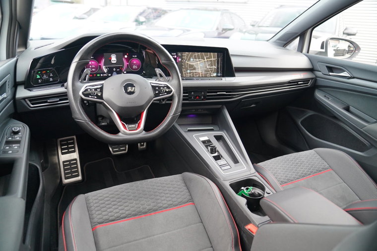 Vehicle Image 21