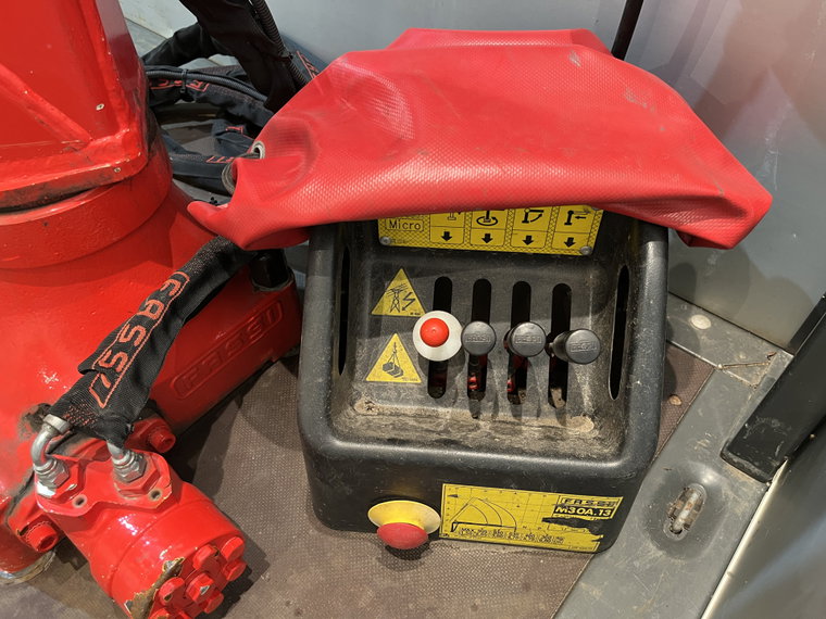 Vehicle Image 14