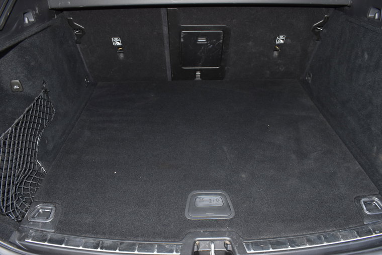 Vehicle Image 25