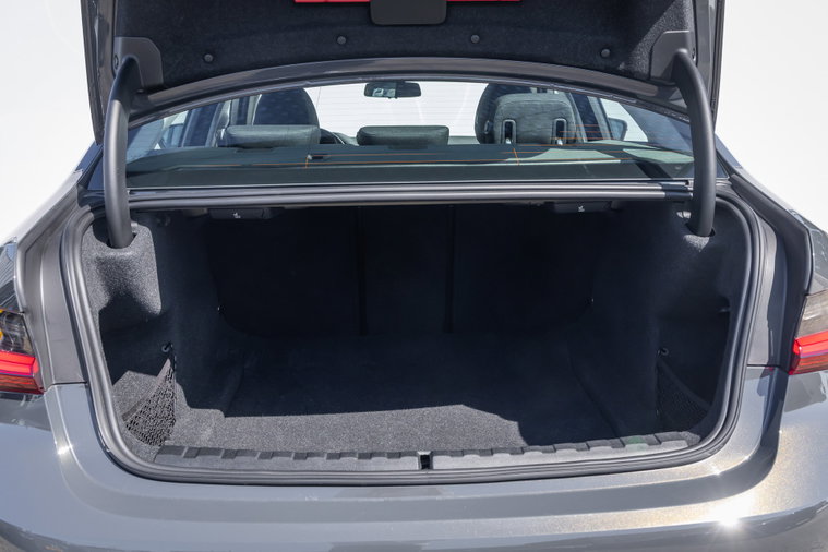 Vehicle Image 35
