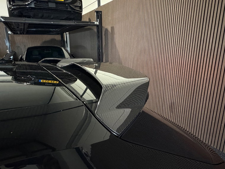 Vehicle Image 42