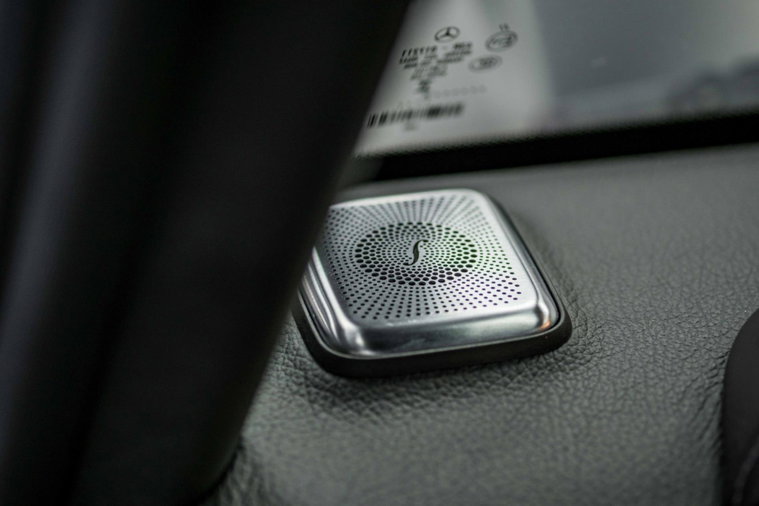 Vehicle Image 35