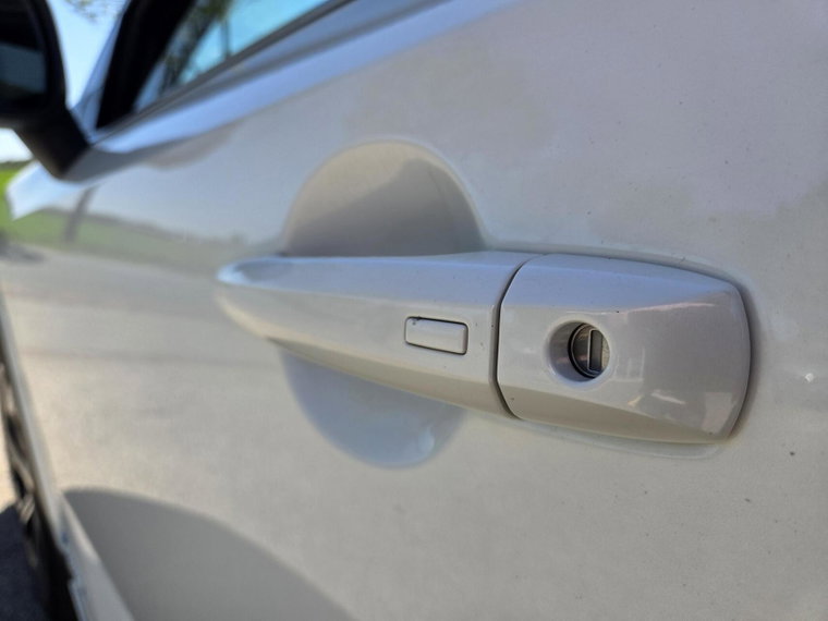 Vehicle Image 37