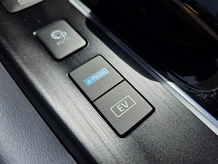 Vehicle Image 40
