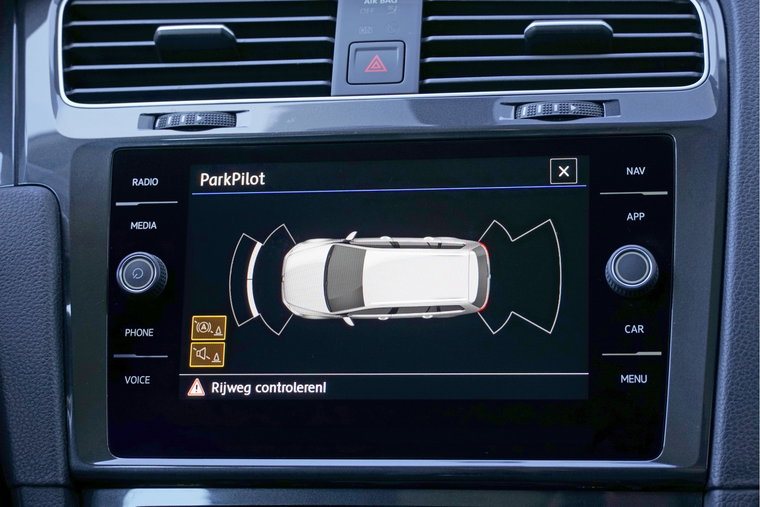 Vehicle Image 21