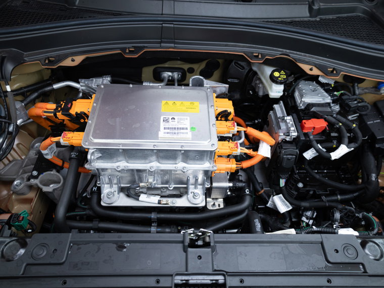 Vehicle Image 13