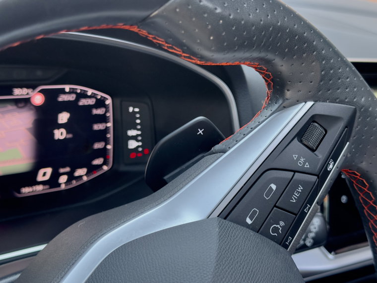Vehicle Image 35