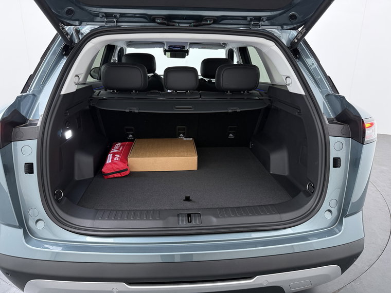 Vehicle Image 38