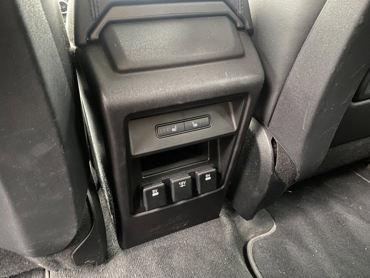 Vehicle Image 23