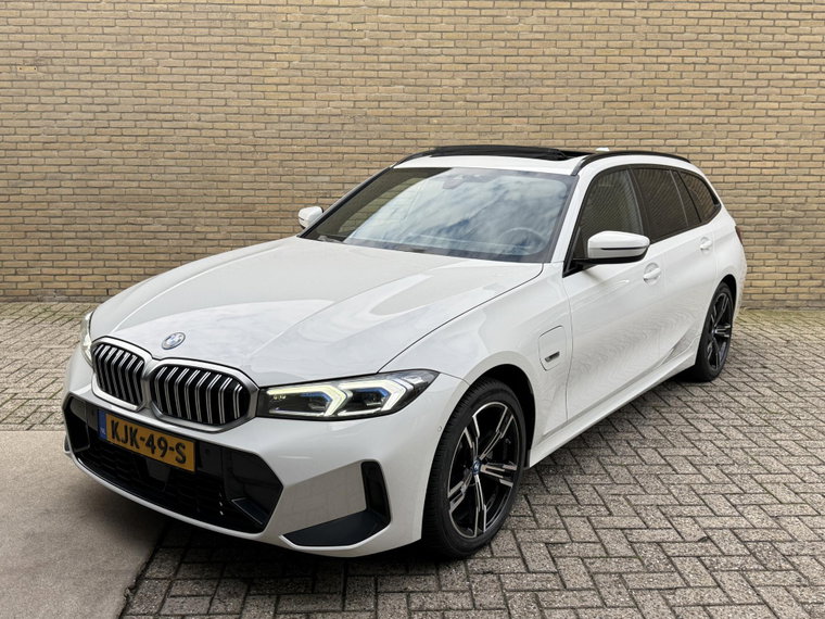 Vehicle Image 38