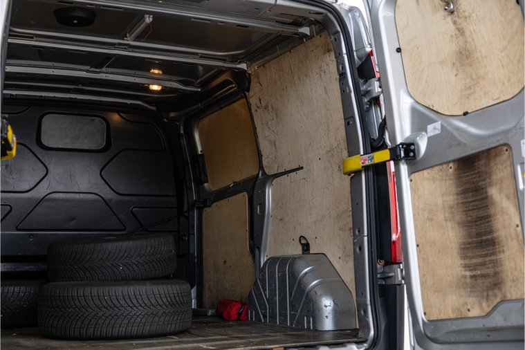 Vehicle Image 36