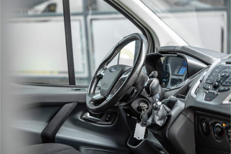 Vehicle Image 10