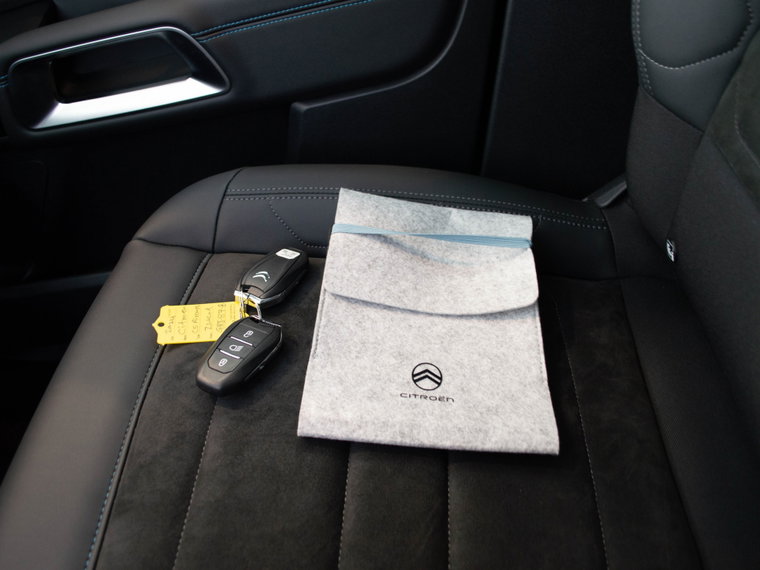 Vehicle Image 41