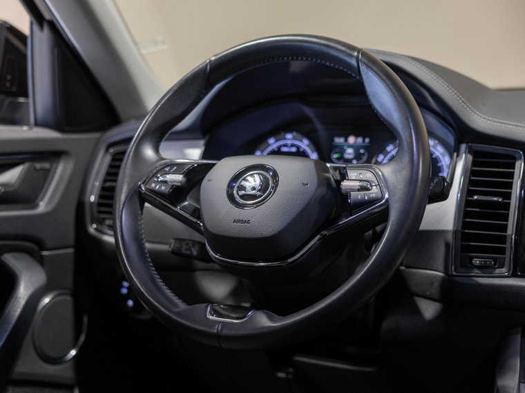 Vehicle Image 38