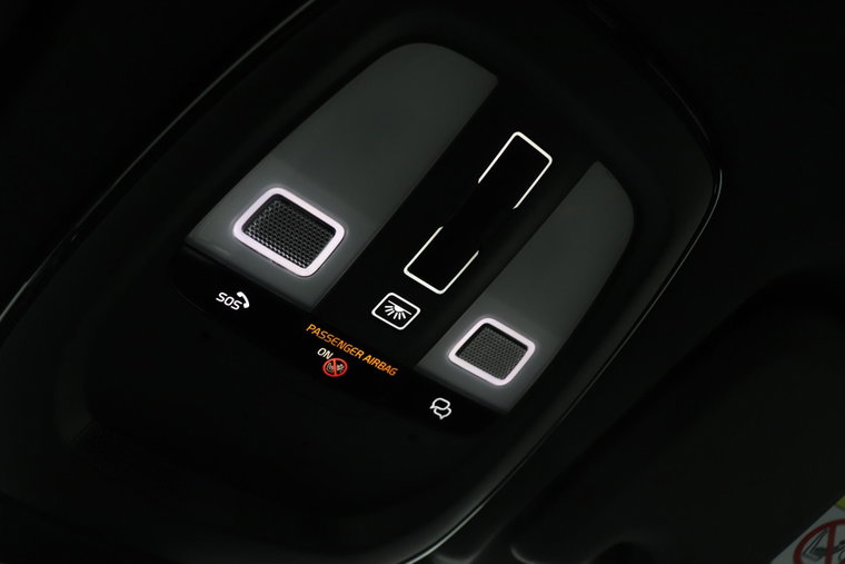 Vehicle Image 37
