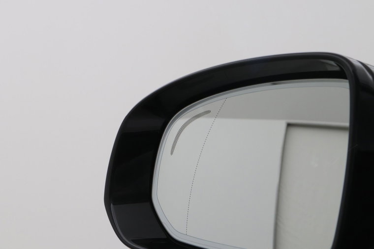 Vehicle Image 38
