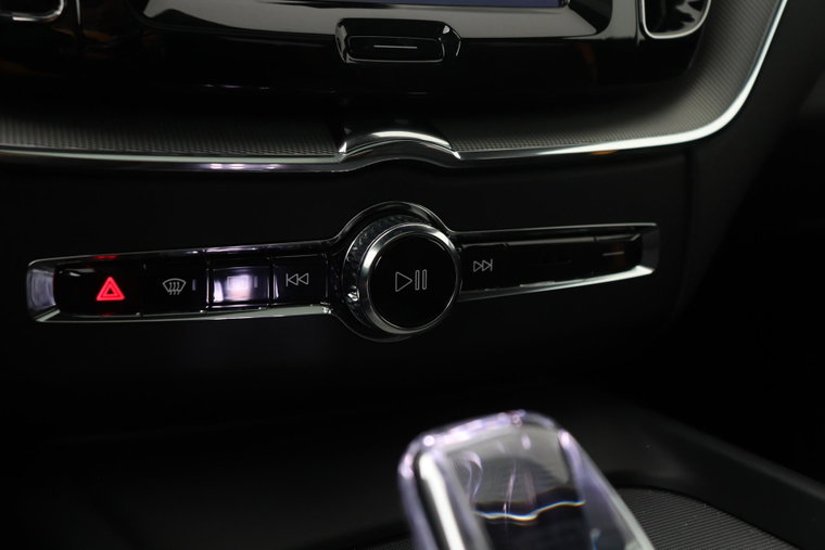 Vehicle Image 39