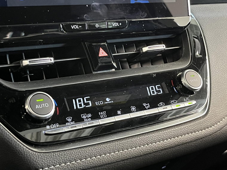 Vehicle Image 23