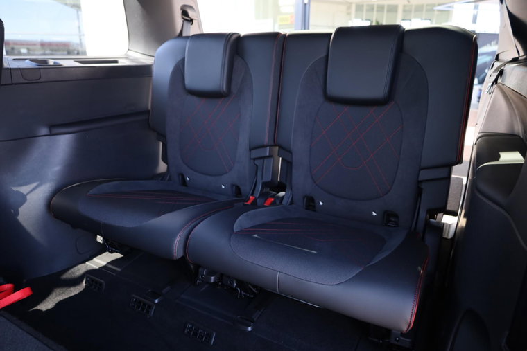 Vehicle Image 39