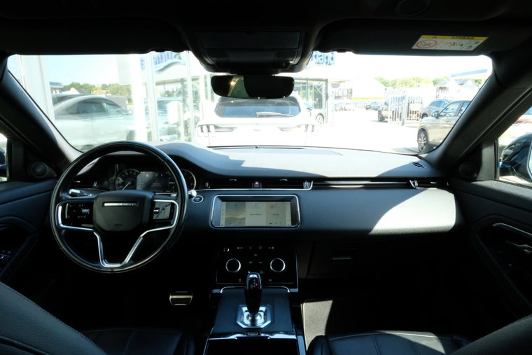 Vehicle Image 25