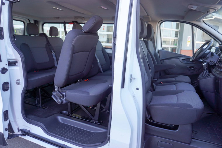 Vehicle Image 12
