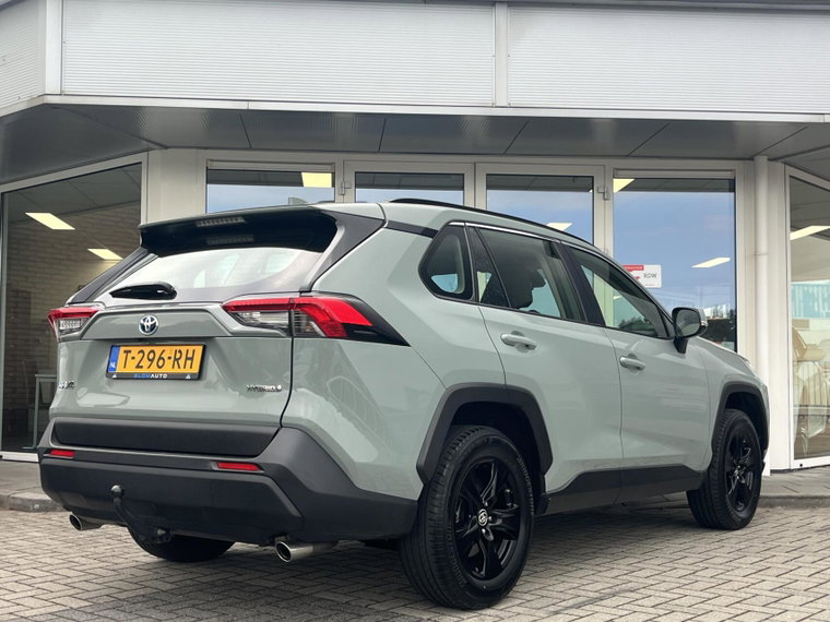 Vehicle Image 18