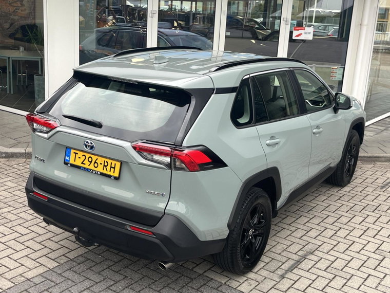 Vehicle Image 19