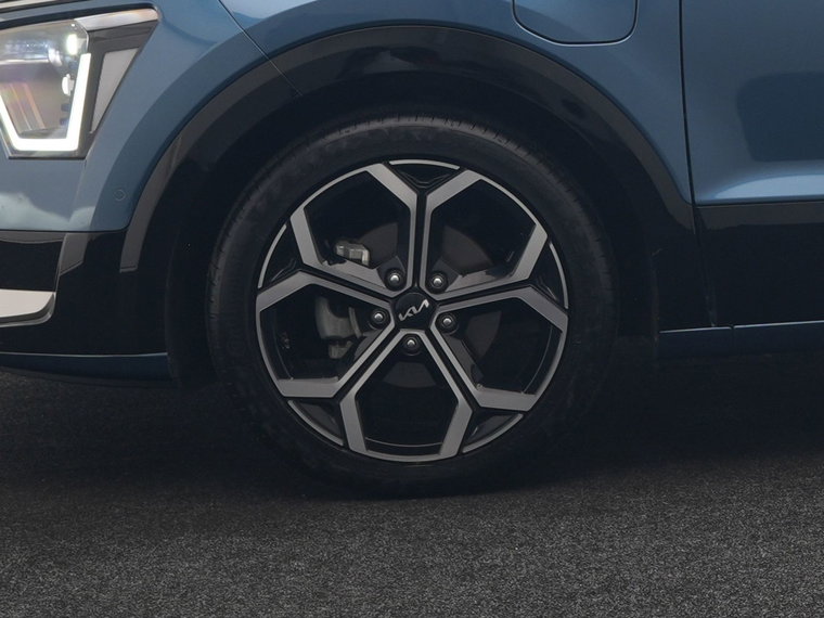 Vehicle Image 50
