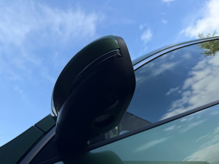 Vehicle Image 35