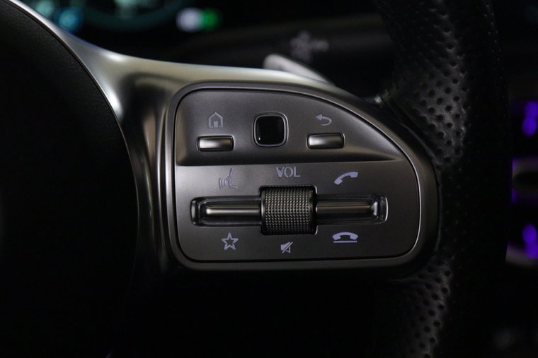 Vehicle Image 28