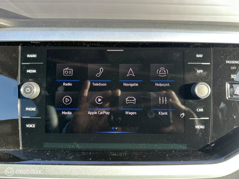 Vehicle Image 48