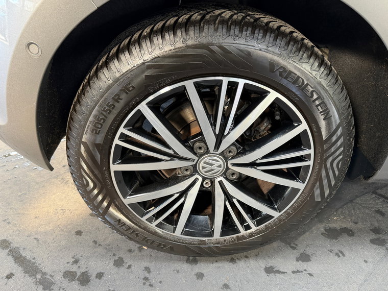 Vehicle Image 31