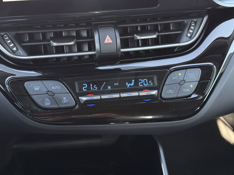 Vehicle Image 35