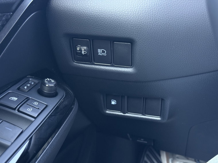 Vehicle Image 39