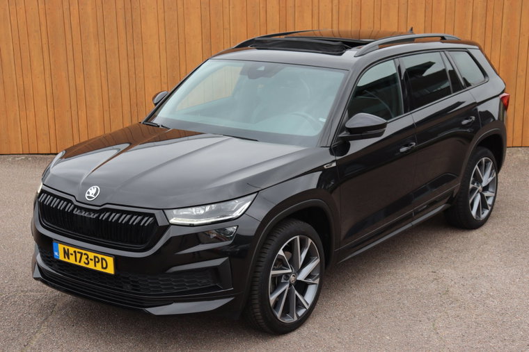 Vehicle Image 5