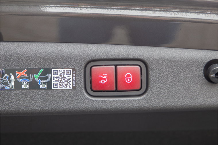 Vehicle Image 38