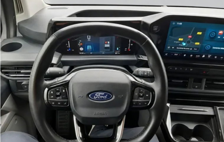 Vehicle Image 10