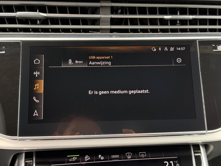 Vehicle Image 38