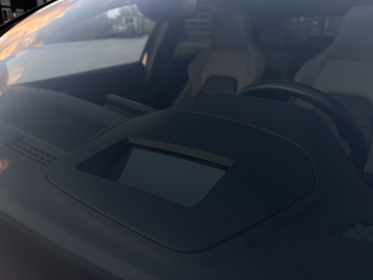 Vehicle Image 23