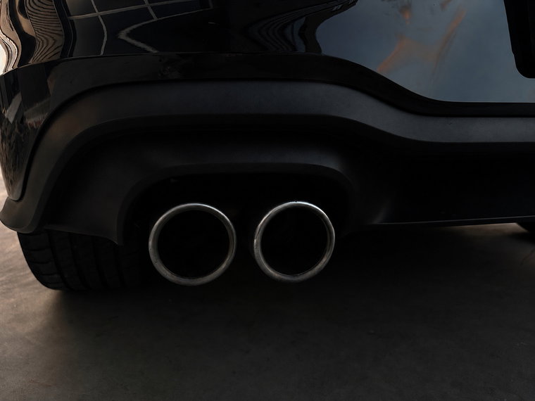 Vehicle Image 32
