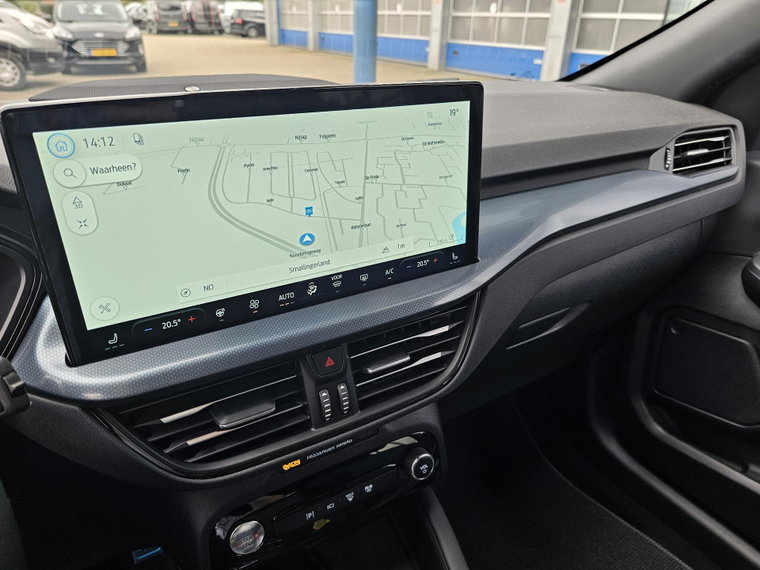 Vehicle Image 21