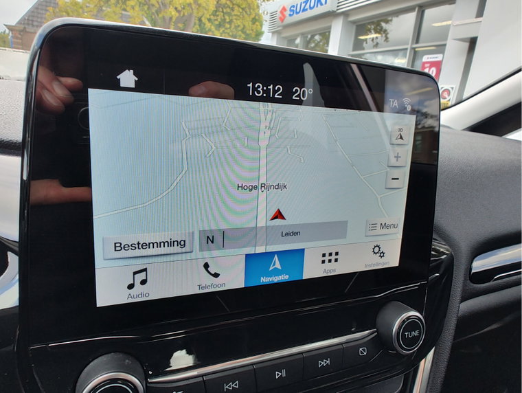 Vehicle Image 9