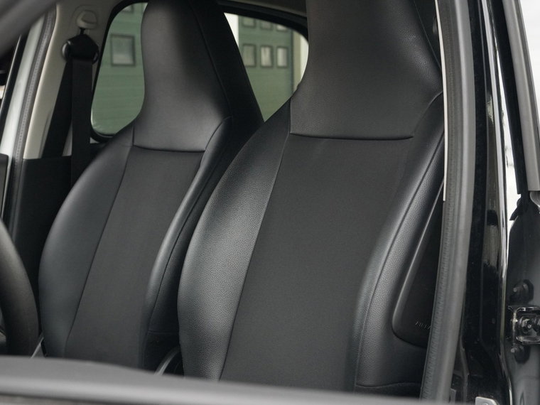 Vehicle Image 36