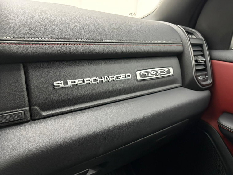 Vehicle Image 29