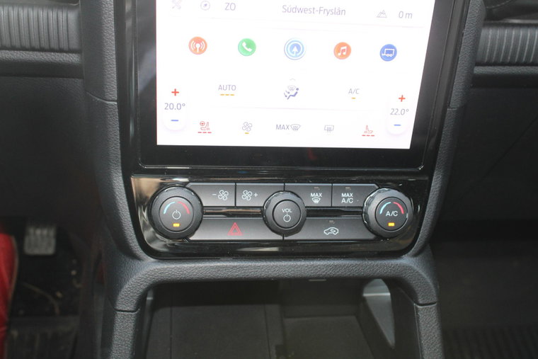 Vehicle Image 17